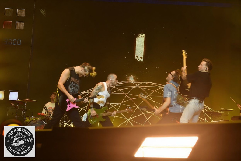 McFly v Busted Aberdeen by dod morrison photographya .jpg